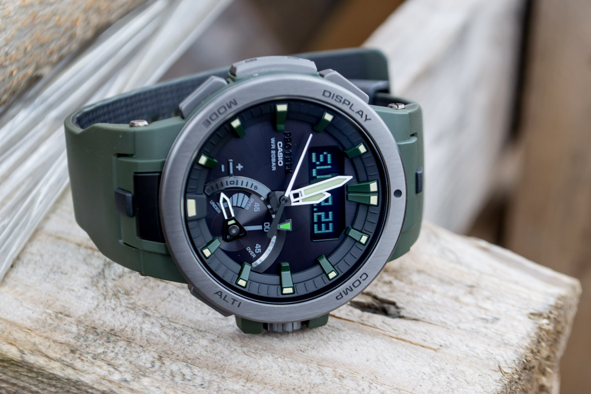 Pro trek prw 7000 deals