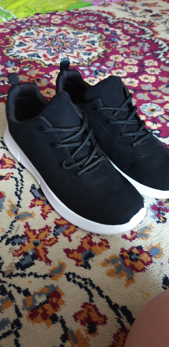 Лёгкие кеды