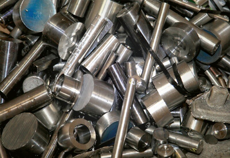 Узнать нержавейку можно по характерному блеску поверхности