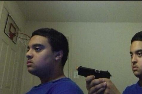 На рынке никому нельзя доверять... Особенно себе.