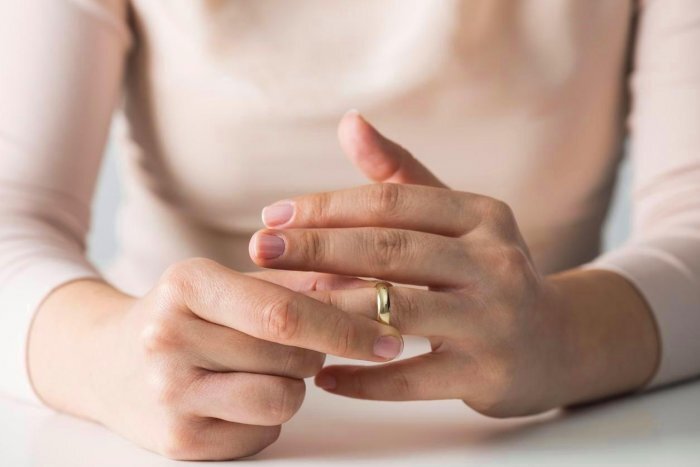 Обручальное кольцо – непростое украшение.