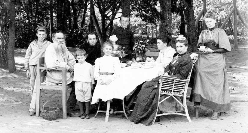 Толстой в кругу семьи, 1892 год 