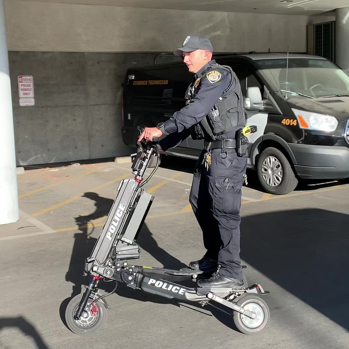 Электрический самокат Segway полиция