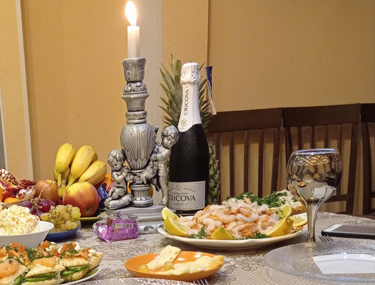 Новогодний стол