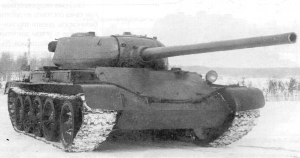 Один из образцов глубокой модернизации танка Т-44. 