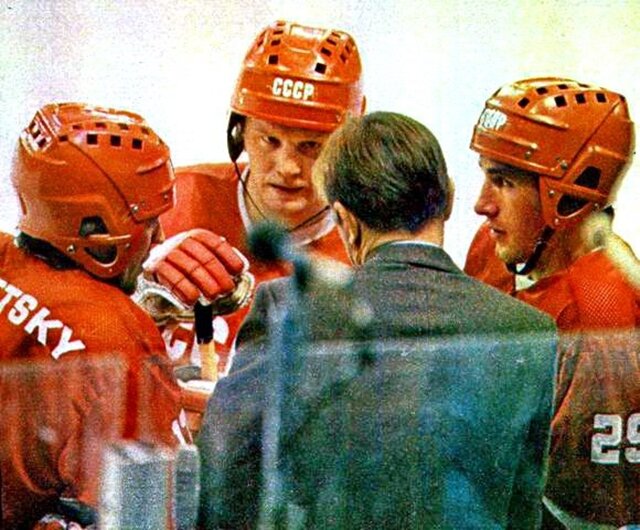 Изображение с яндекс.картинки (сборная СССР на ЧМ-1982)