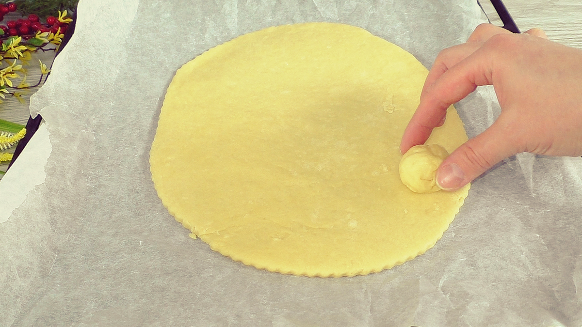 Просто выкладываю творог на тесто и в духовку "ленивый" творожный пирог рецепт. Вкуснее десерт и придумать сложно