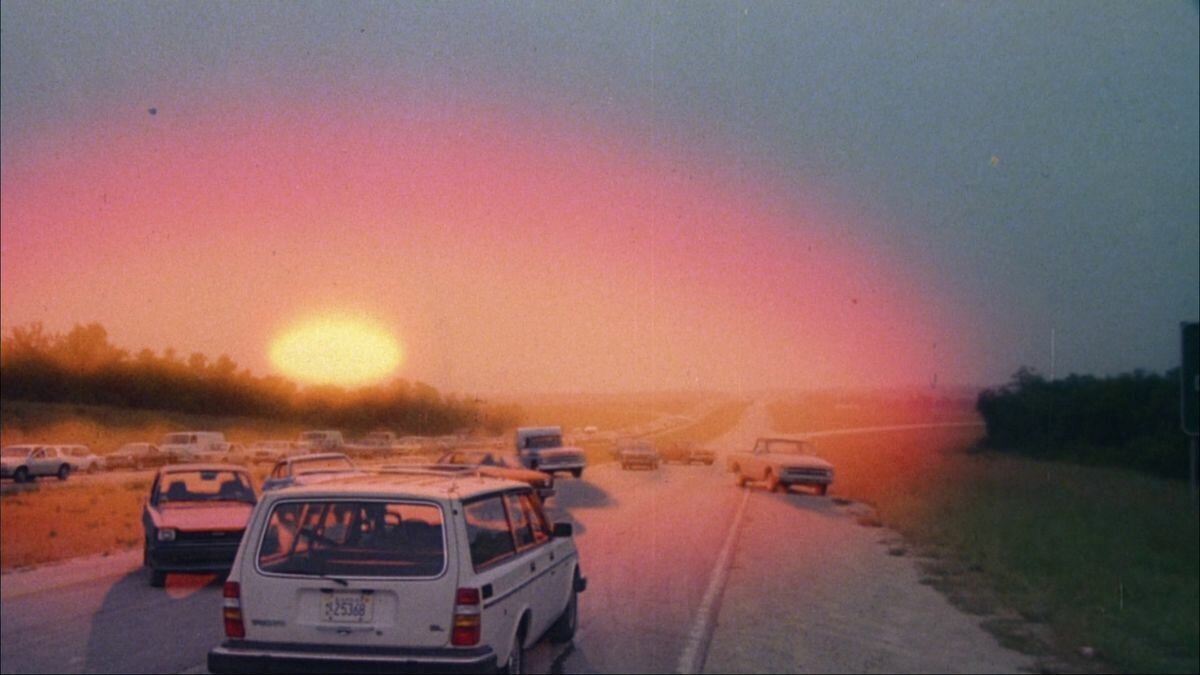 Кадр из фильма "На следующий день". Источник: imdb.com 