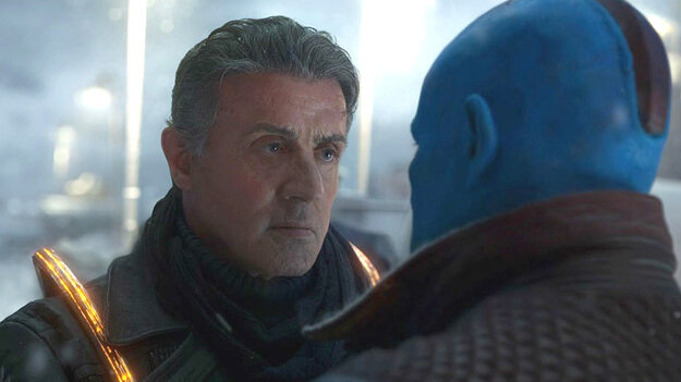 Знаменитый голливудский актер Арнольд Шварценеггер (Arnold Schwarzenegger) стал новым супергероем в новом фильме студии Marvel. 
В сети появилась новая информация, указывающая на то, что Арнольд Шварценеггер может присоединиться к киновселенной MCU. Инсайдеры сообщают, что актер ведет переговоры со студией Marvel по поводу роли в новом фильме. Пока что точно неизвестно, на какую роль претендует Арнольд Шварценеггер. Вполне может быть, что он сыграет нового супергероя или же суперзлодея. Фанаты Marvel больше склоняются ко второму варианту и считают, что в киновселенной MCU Шварценеггеру подошла бы больше роль могущего злодея. У поклонников уже даже есть свой вариант.