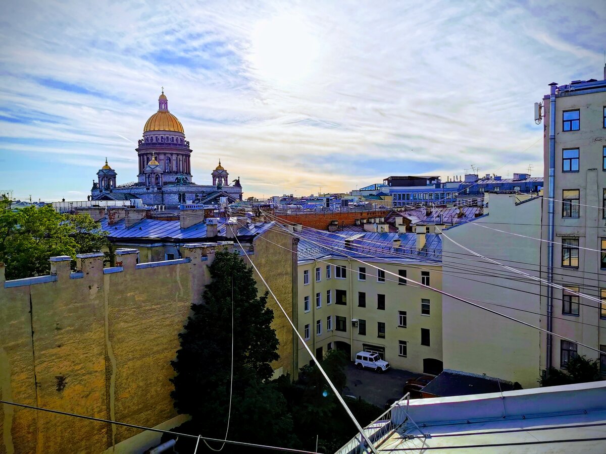 Только самые глазастые заметят на этом снимке базовую станцию