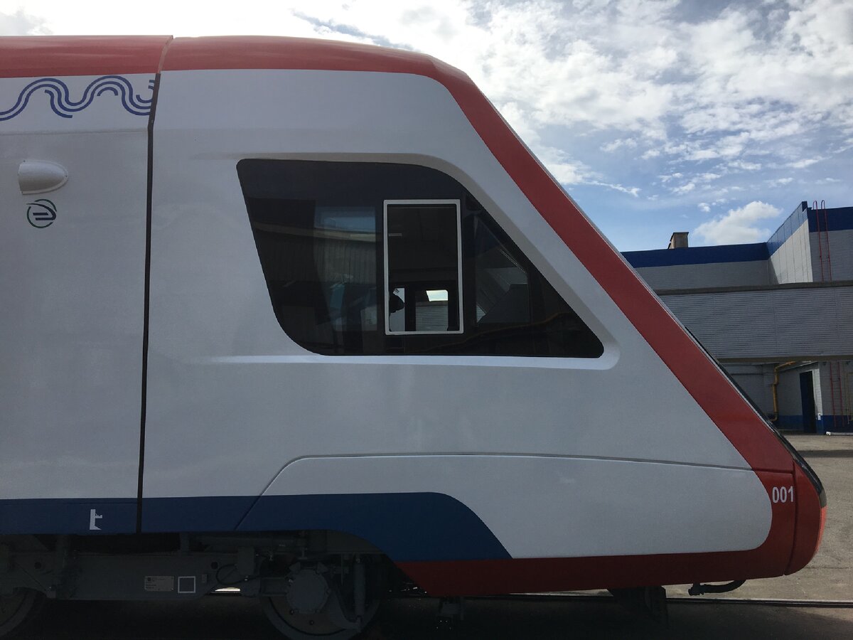 Пассажирам МЦД достанутся новые поезда, а тем, кто подальше - дырки в расписании. Фото: Едем по Москве