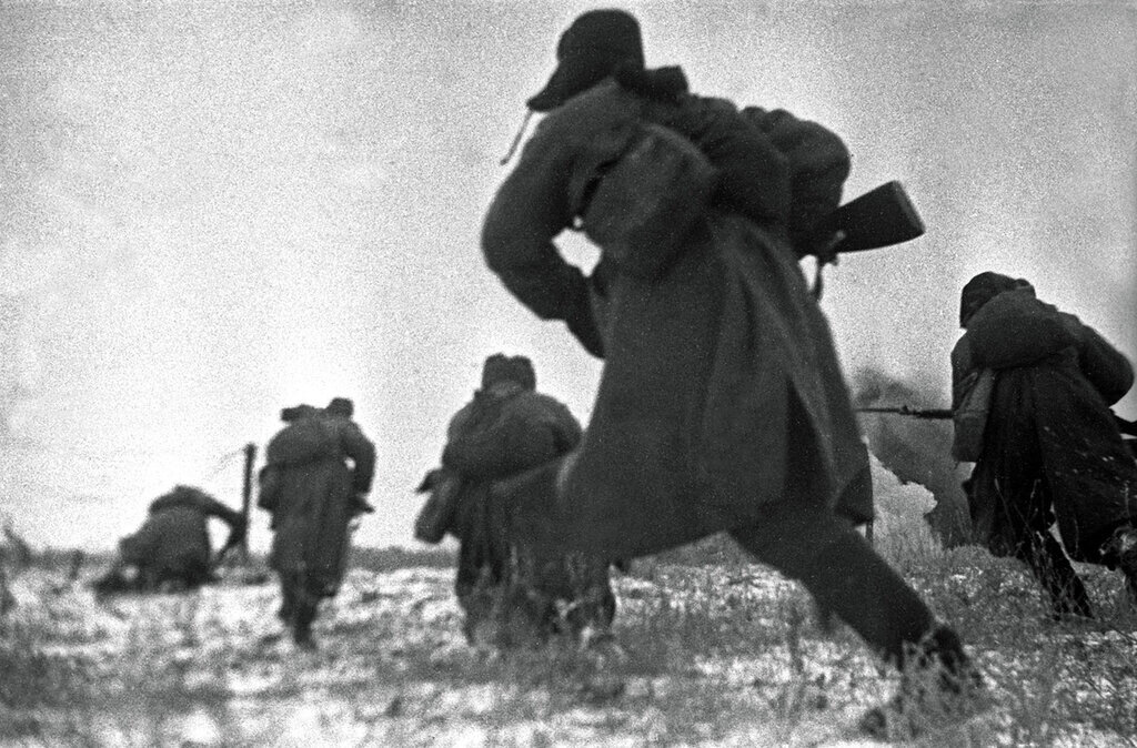 Ноябрь вов. Красная армия Сталинградская битва. Сталинградская битва солдаты. Сталинградская битва 28 декабря 1942 года. Великая Отечественная война зима 1942