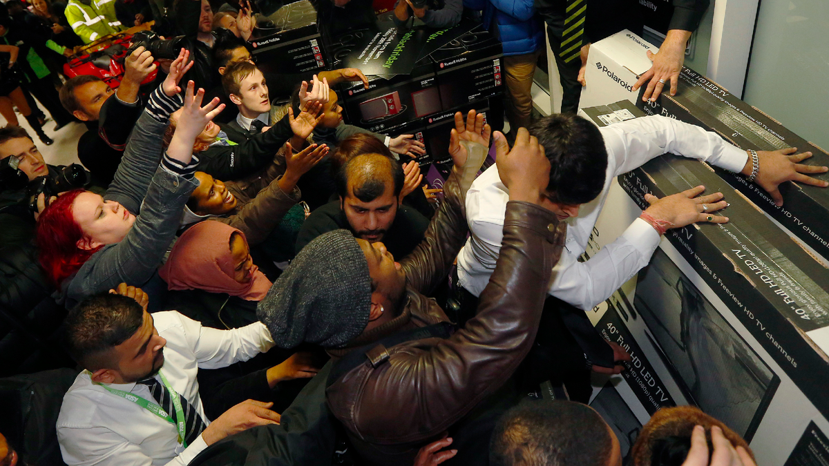 Люди и телевизоры. Телевизоры и люди (фото - businessinsider.com)