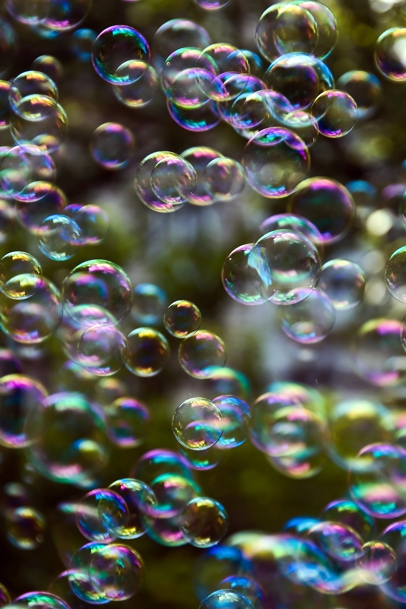 Мыльные пузыри вызывают море эмоц