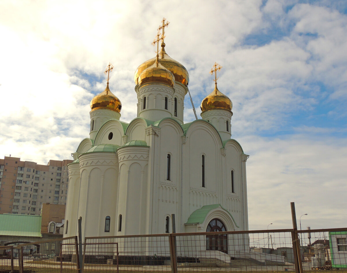 Храм стефана пермского бутово. Храм Стефана Пермского в Южном Бутово. Храм Стефана Пермского Екатеринбург