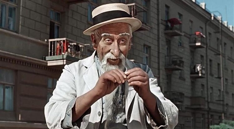 Кадр из фильма "Старик Хоттабыч"