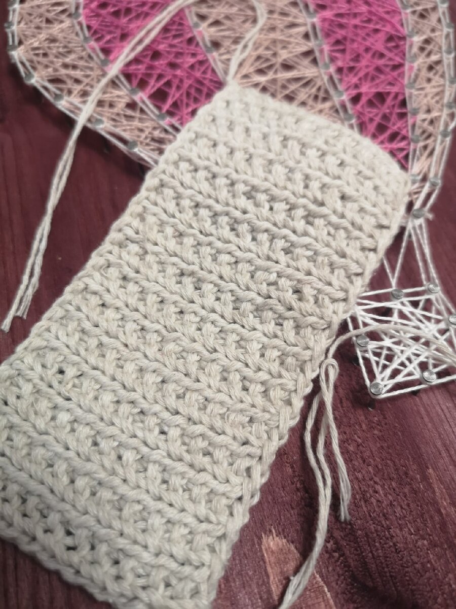 Первые 2 слайда - спицы № 3 в 2 нити, 3ий - крючок 1.7 в 1 нить, 4ый - крючок № 3 в 2 нити