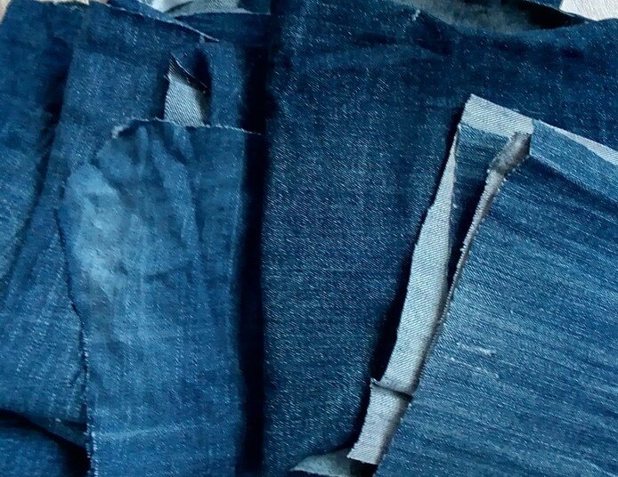 подготовленная джинсовая ткань для переделки