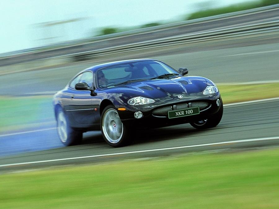 Ягуар машина XKR