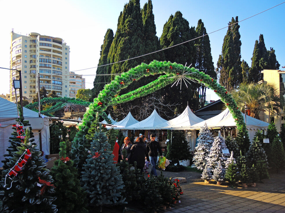 адлер рождество. новый год в адлере. новый год в адлере. мероприятия в адлере на новый год. новый год на набережной адлера.