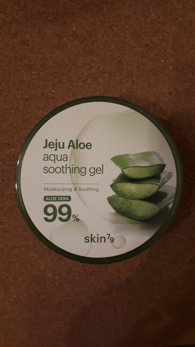 Бомбический Алоэ. В составе: сок алоэ, вода, экстракт лимона, мята перечная, глицерин, примула и прочее безопасное. ))