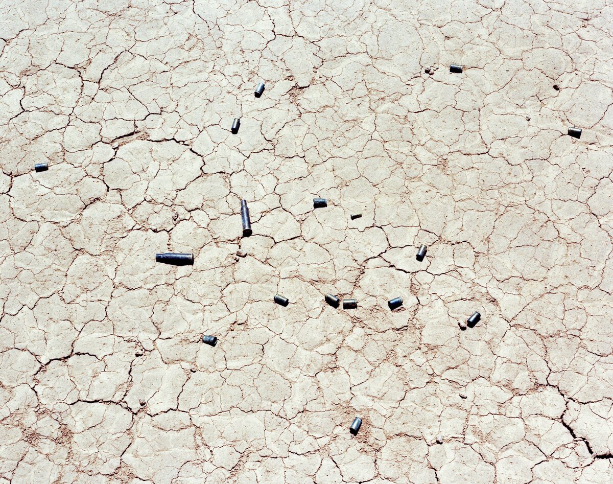 Фотографии из проекта Надава Кандера «Знаки того, что мы существуем» (Signs we exist) © Nadav Kander