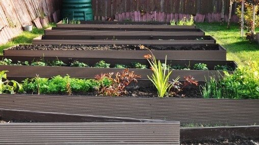 вечные грядки из декинга! прослужат около 20 лет