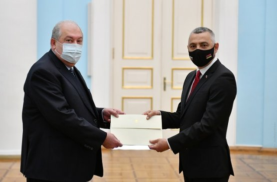 Фото с сайта president.am