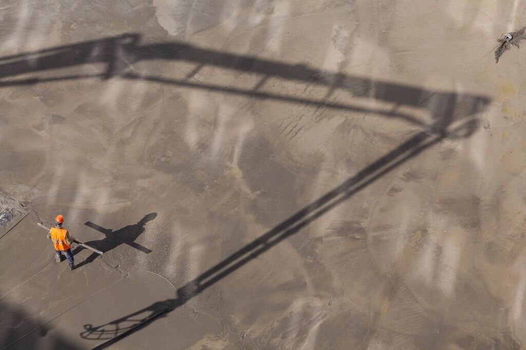 В РФ вводят все больше жилья в эксплуатацию