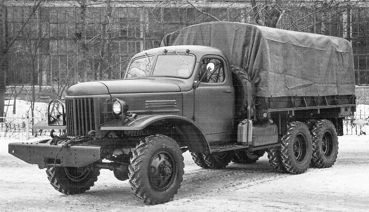 Автомобиль ЗИС ММЗ 585 бензовоз