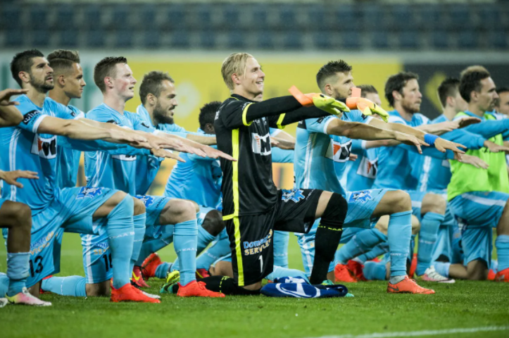 румыния клубы. динамо (киев) черноморец (одесса) 13 мая. клуб красноярский енисей футбол. команда стяуа бухарест. стяуа бухарест ливерпуль.