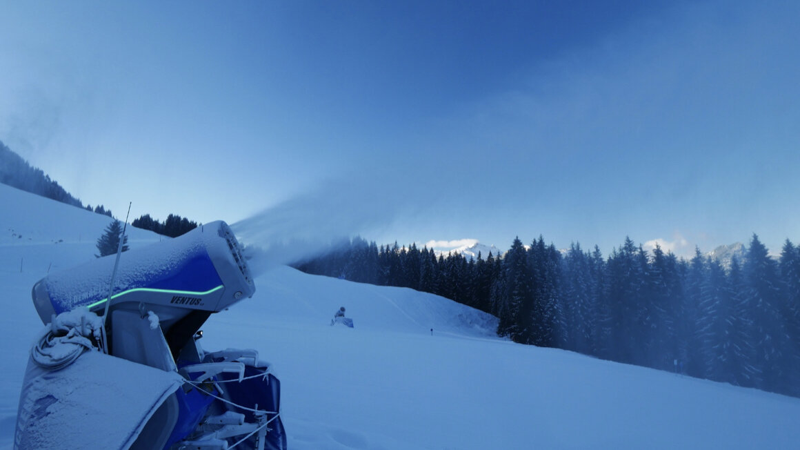 Снежный генератор. Фото из свободного источника интернета