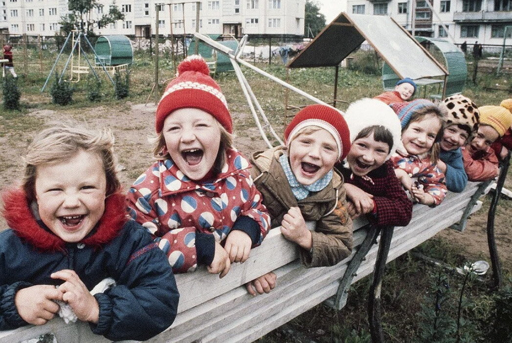 При всех недостатках системы граждане были счастливы и уверены в завтрашнем дне!