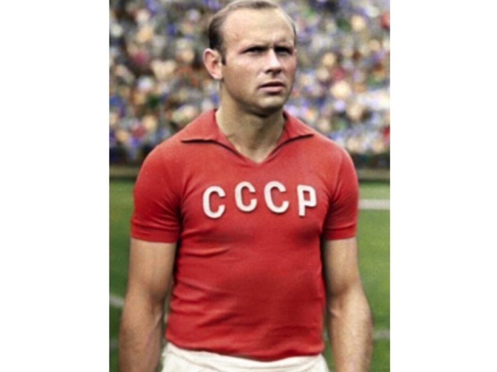 Стрельцов искал стрельцов. Стрельцов футболист ссср. Стрельцов искал стрельцов. Стрельцов футболист ссср. Самая яркая звезда в созвездии стрельца.