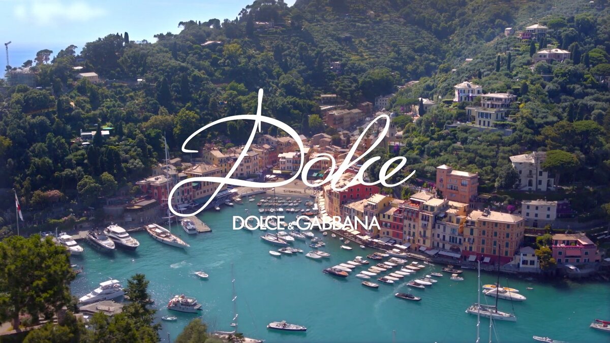 Недавно вышедшая реклама аромата #Dolce&Gabbana с Девой Кассель вызвала у меня двоякие ощущения.