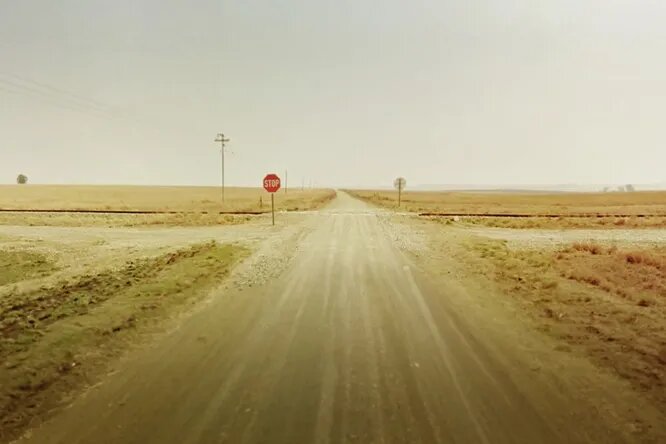 Снимок из проекта Аарона Хобсона, который при помощи Google Street View делает панорамные фотографии мест, где он никогда не бывал.