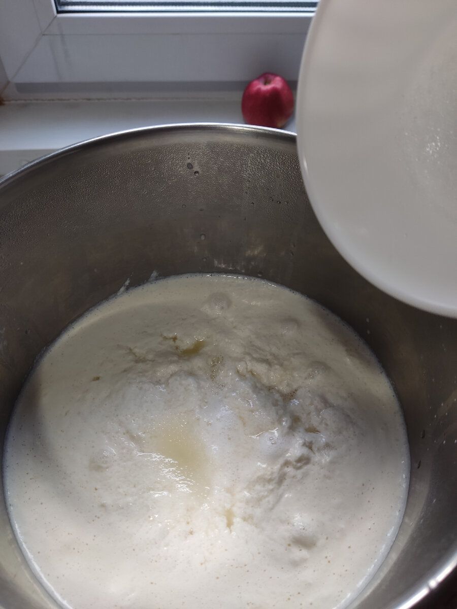 Приготовление брынзы в домашних условиях достаточно простое, интересное и увлекательное занятие. Всё что необходимо так это правильный набор продуктов, желание творить и любовь к своему делу (хобби).-2