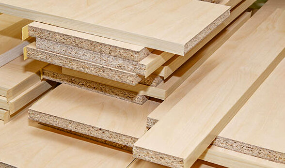 МДФ, ДСП и другие материалы часто оклеиваются шпоном для более привлекательного вида