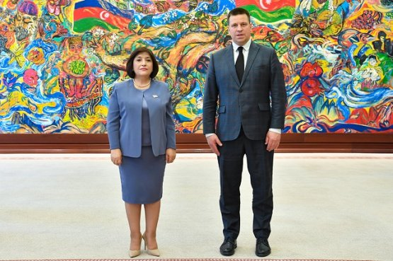 Фото с сайта meclis.gov.az