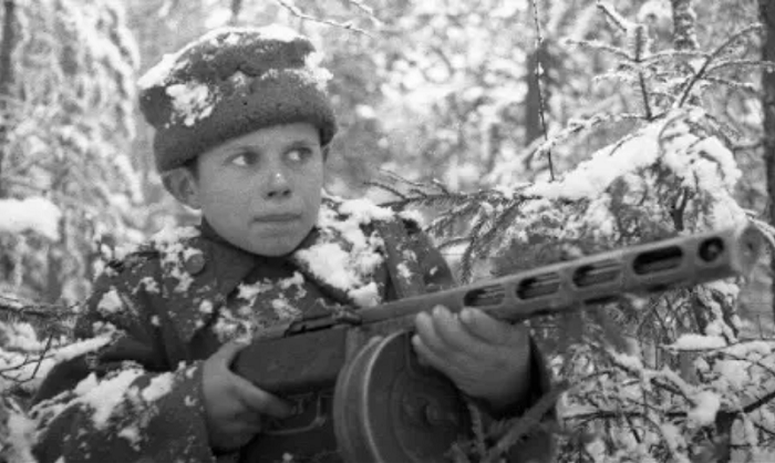Даже дети встали на защиту Родины от немецких захватчиков
