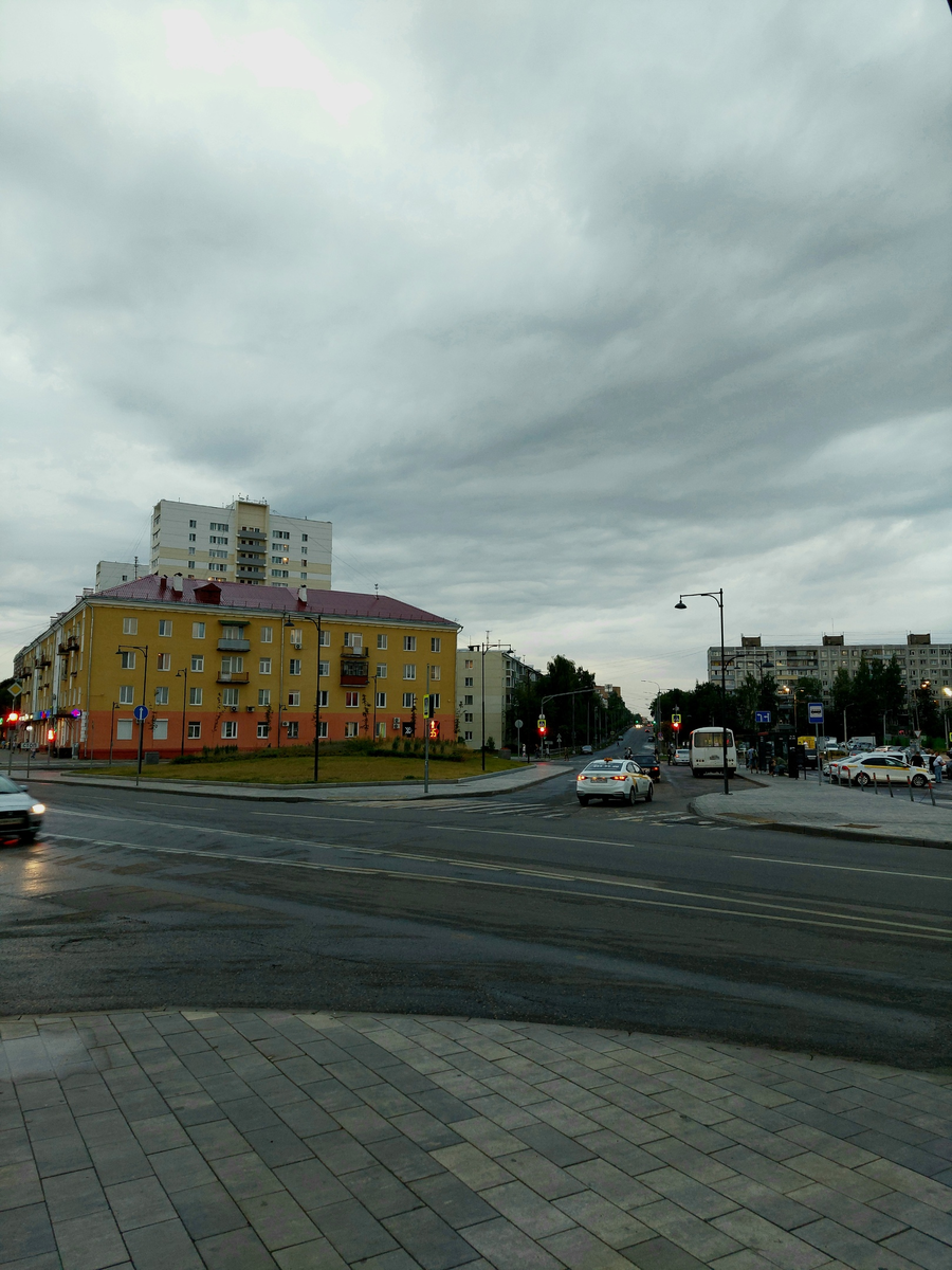 Привокзальная площадь Серпухова