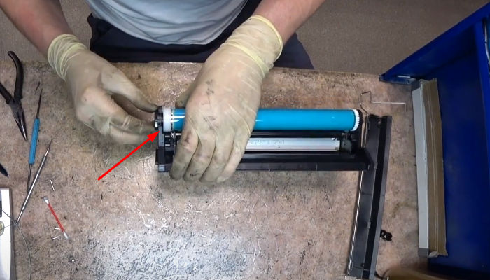 Фото 72. Устанавливаем шторку