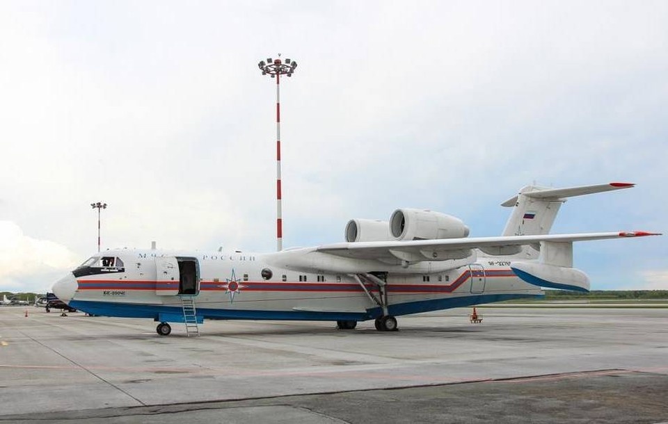     Сегодня полковник в запасе, который летал на штурмовиках, управляет "БЕ-200". Фото: предоставлено героем публикации