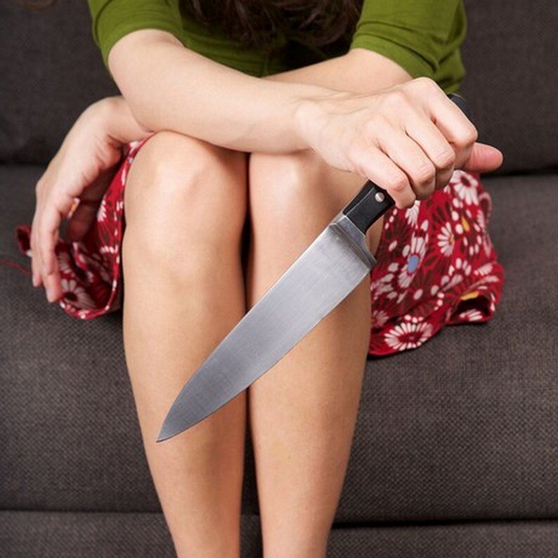 На Кубани женщина в ответ на оскорбления убила сожителя ножом