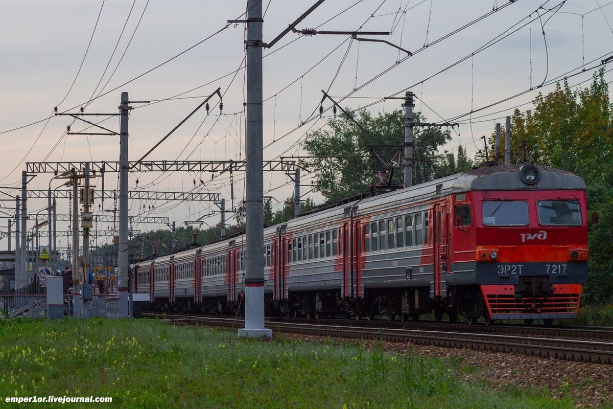Электропоезд ЭР2Т-7217 рейсом №6626 Москва-Бутырская - Лобня. О.п. Шереметьевская 