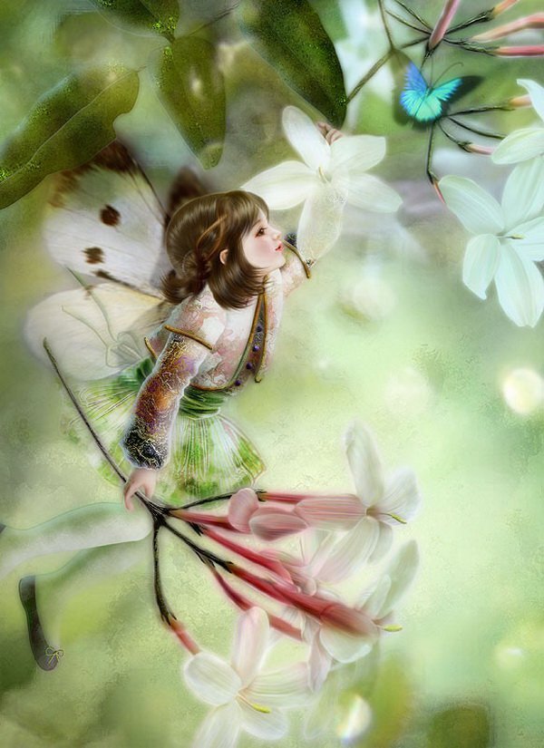 Фея на яблоне