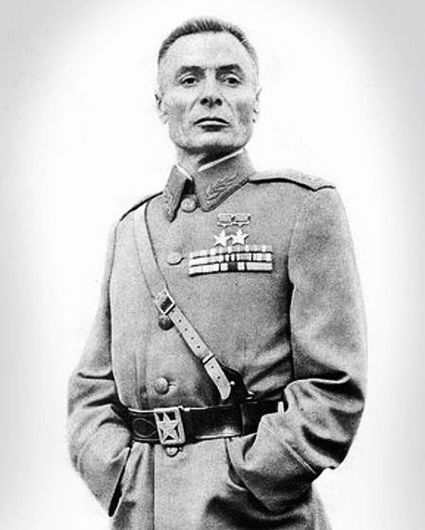 василий петров артиллерист. василий степанович петров. воевал без руки. воевал без руки. василий степанович петров генерал.