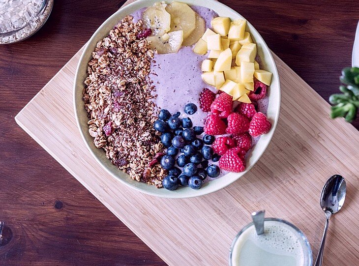 Как Вы считаете, какой завтрак самый полезный перед пробежкой? Пишите комментарии.