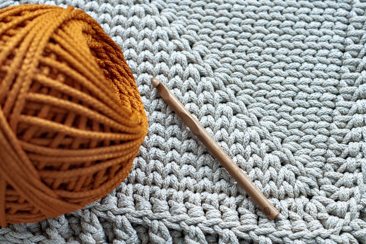 Макраме плетение ковриков. Ковер из полиэфирного шнура лотос овальный. Изделия из хлопкового шнура. Сумка вязаная. Коврик плетеный из шнура.