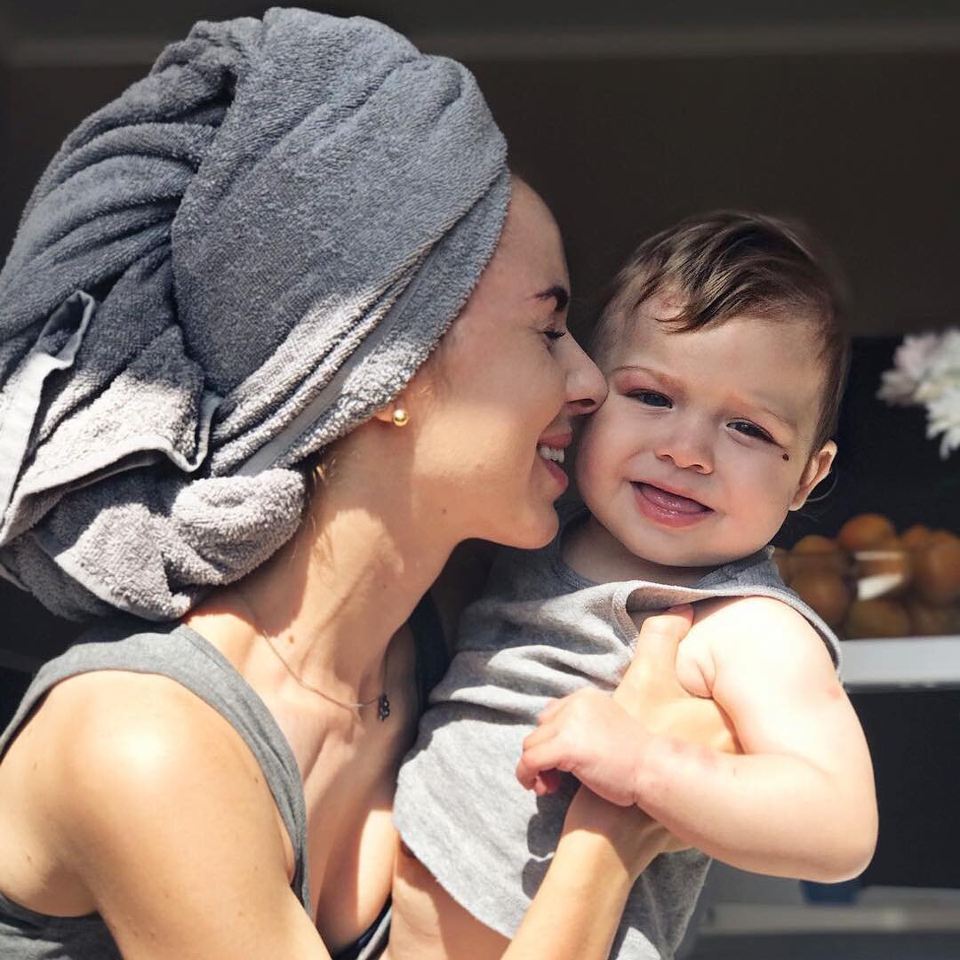 А маечки в цвет!